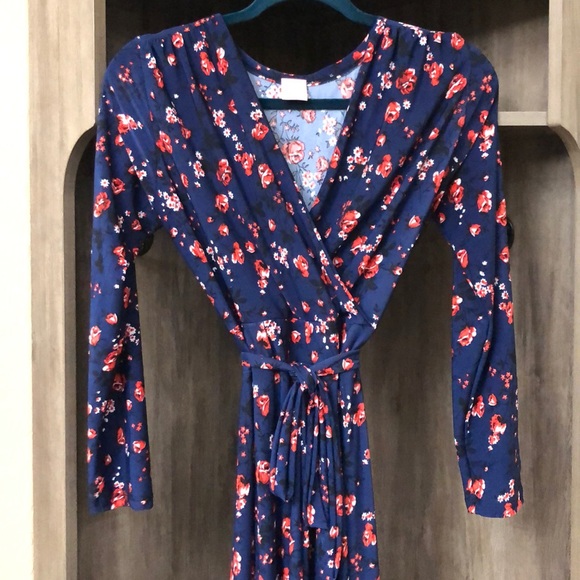 Floral Maternity Maxi Dress- Size Medium - Picture 5 of 7